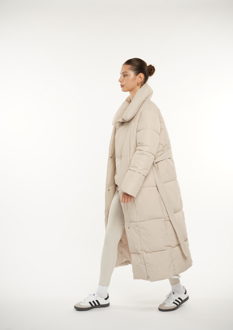 Blush Vogue Long Belted puffer